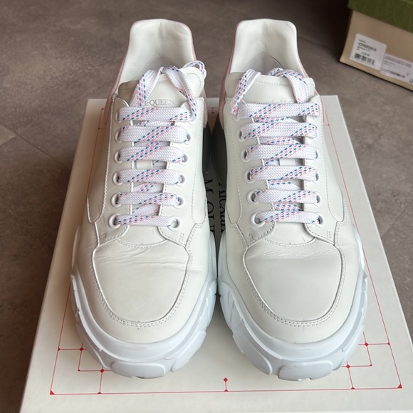 Alexander McQueen Sneaker - Picture 2 of 10